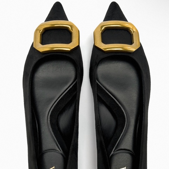 Zara Embellished Flats Black with Gold Detail 37 - Picture 2 of 6